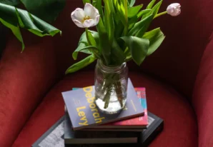 Why Buying Used Books is a Smart (and Sustainable) Choice