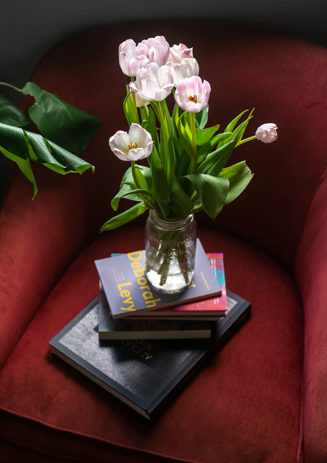 Why Buying Used Books is a Smart (and Sustainable) Choice